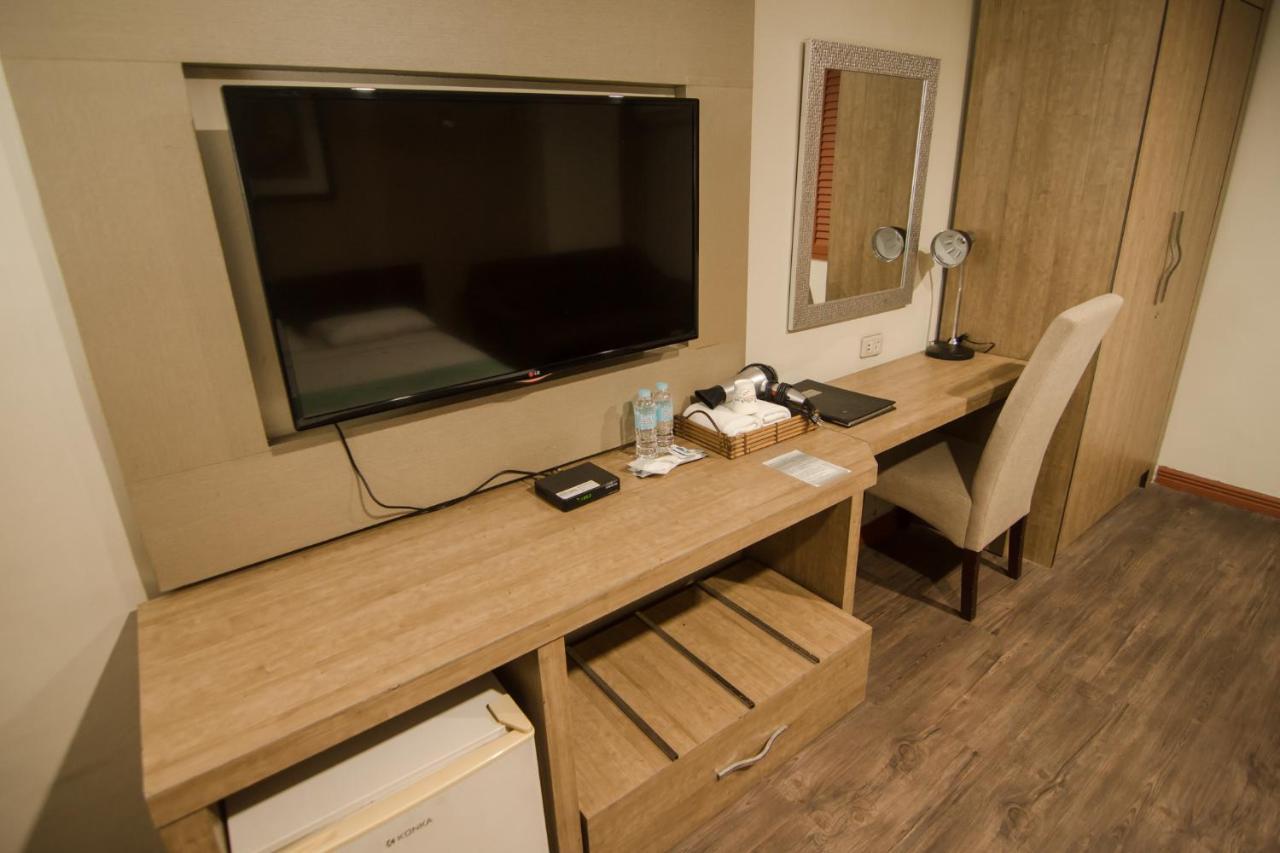 Dg Grami Hotel Paranaque City Luaran gambar