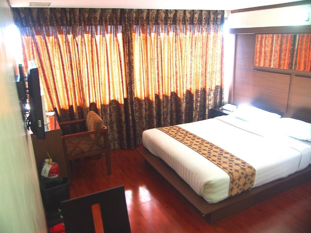 Dg Grami Hotel Paranaque City Bilik gambar