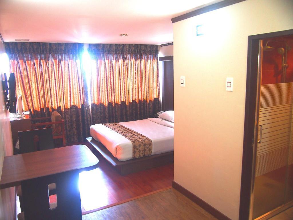 Dg Grami Hotel Paranaque City Bilik gambar