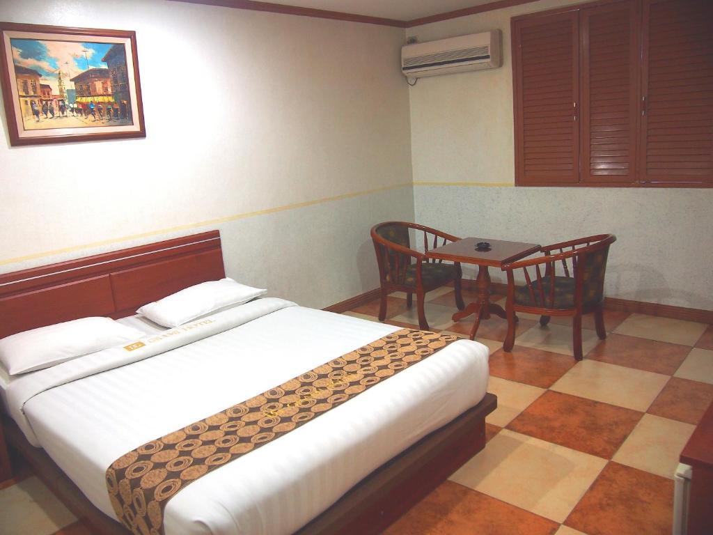 Dg Grami Hotel Paranaque City Bilik gambar